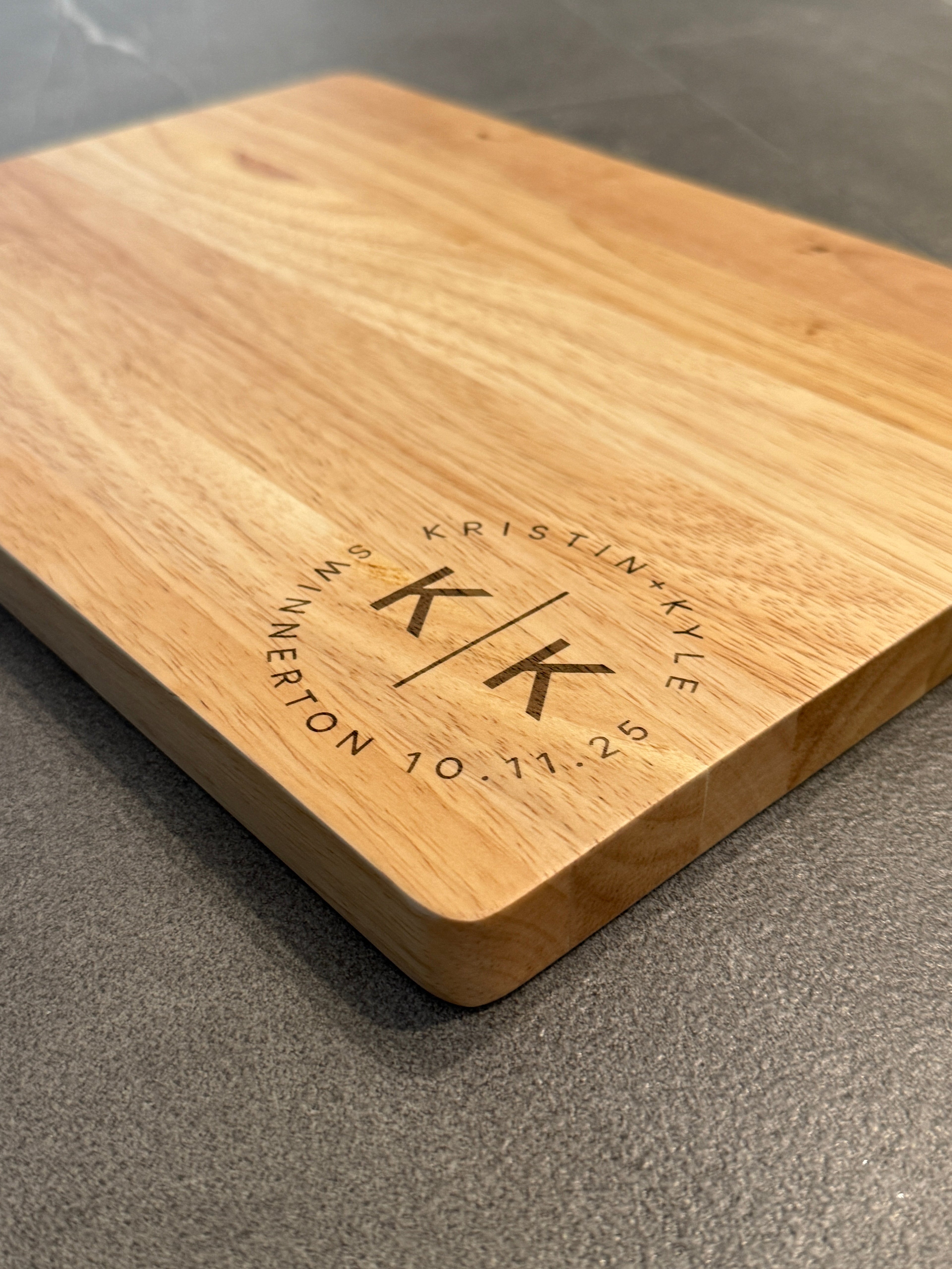 Cutting Boards & Accessories